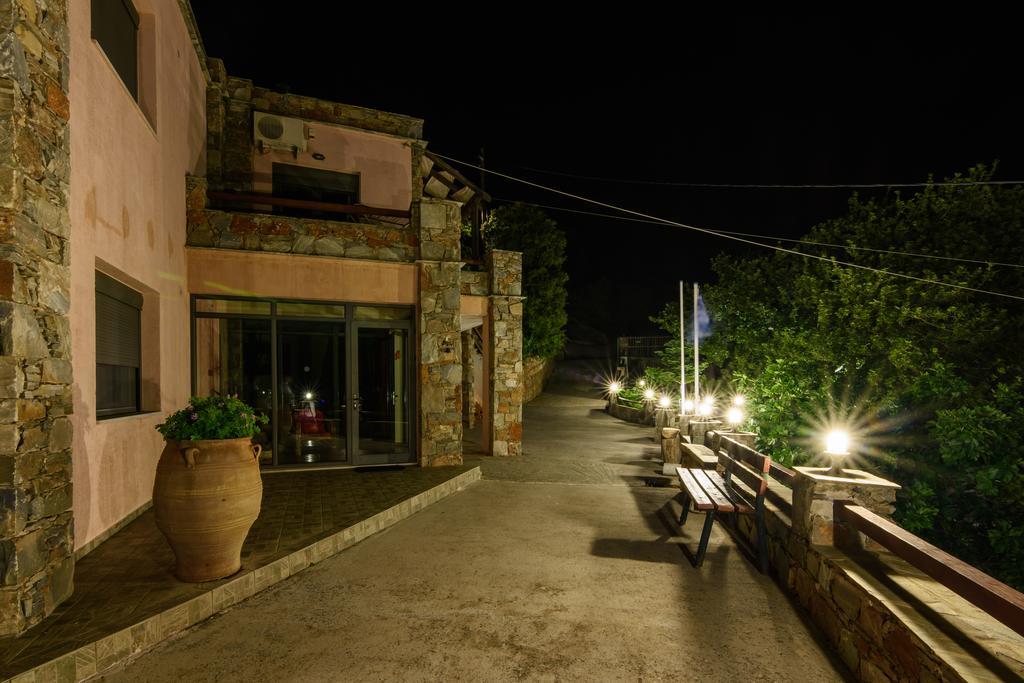 Makronas Apartments Karystos  Zewnętrze zdjęcie