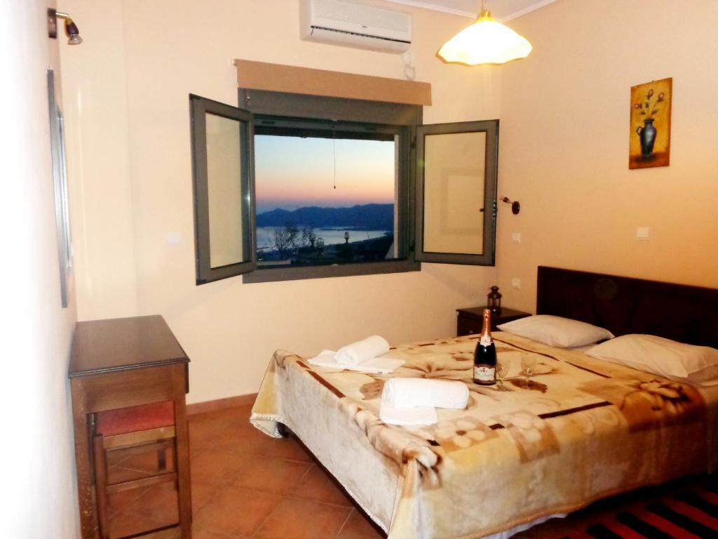 Makronas Apartments Karystos  Zewnętrze zdjęcie